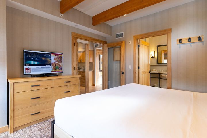 Room 55 of 108