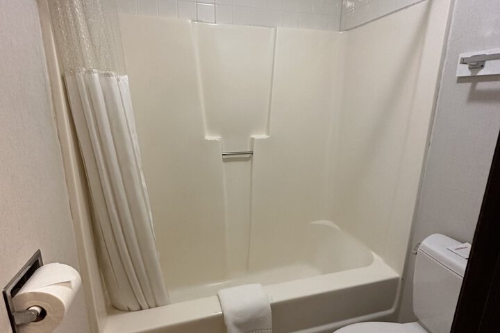 Timberland Inn & Suites