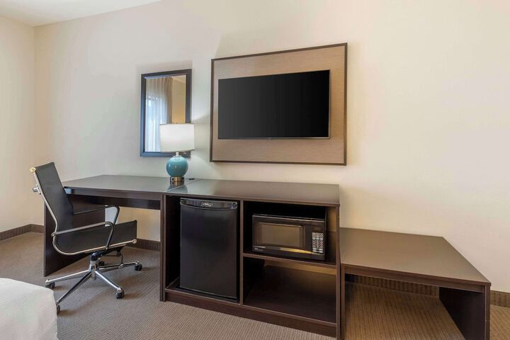 Room 26 of 42