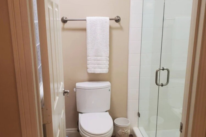 Work-Friendly Oceanfront Condo with Pool and Spa Access SURF25 by RedAwning