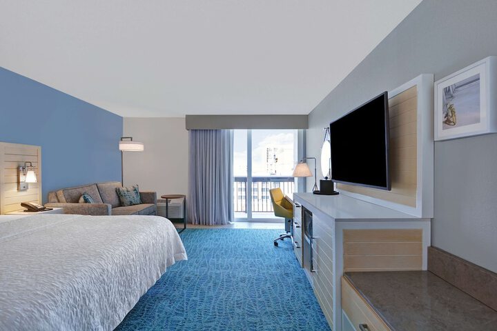 Room 52 of 84
