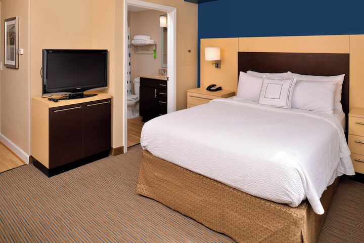 Room 19 of 48