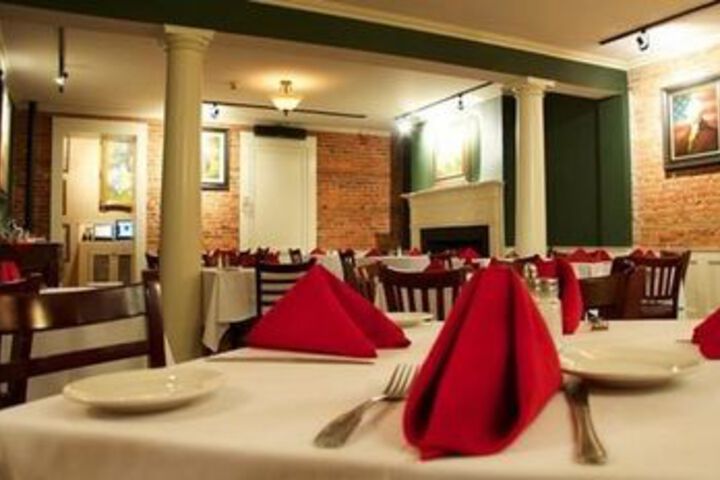 Publick House Restaurant and Country Inn