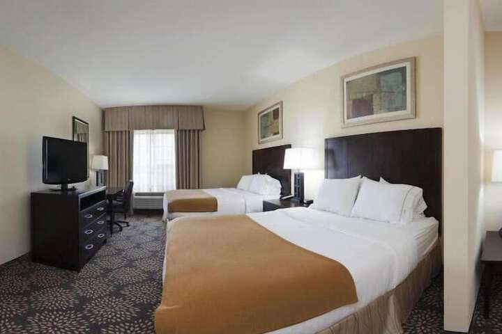 Holiday Inn Express Hotel & Suites Grand Island by IHG
