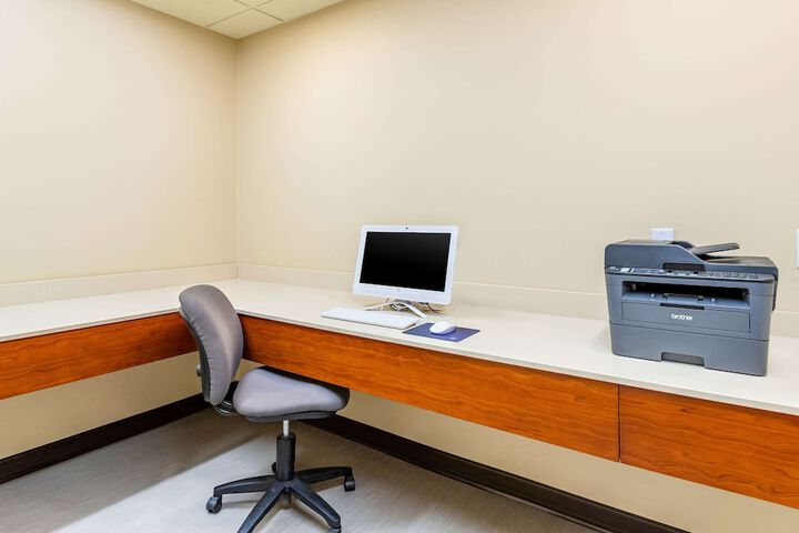 Business Center 49 of 49