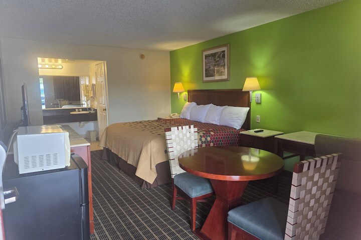 Rodeway Inn Apopka South