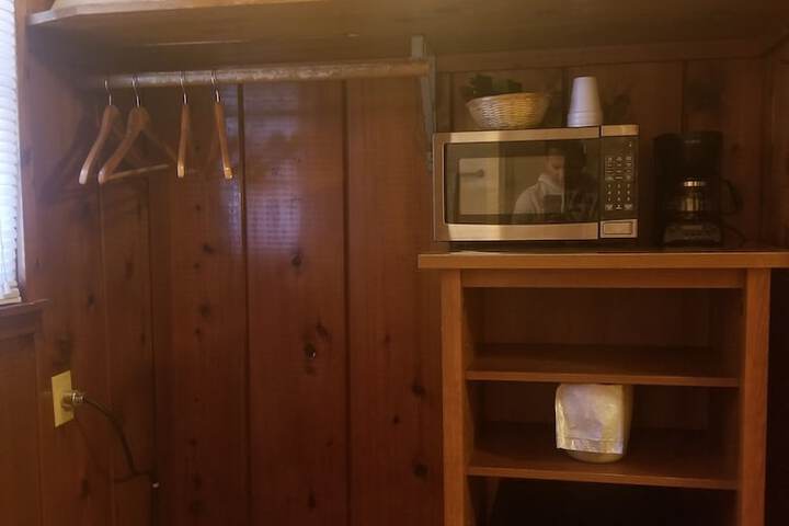 Room 53 of 137