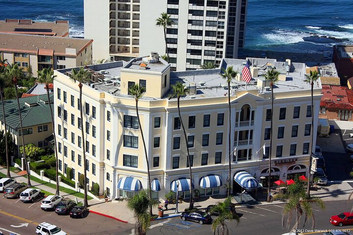 Hotel 8 of 83