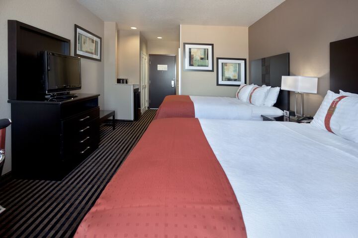 Room 20 of 37