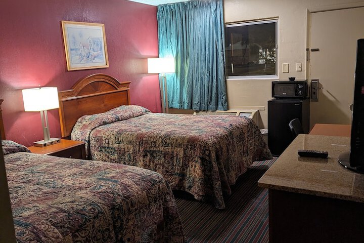 Room 23 of 36