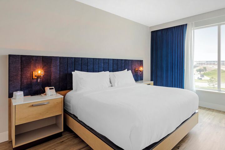 Room 15 of 85