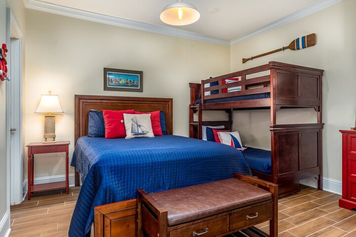 Calm Seas - Holiday Isle #119 - Tremendous Views a Beautiful Gulf Front Pool, A Heated Indoor Pool, Jacuzzi, Steam Room, & Gulf View Fitness Center. 2 Bedroom Condo by RedAwning