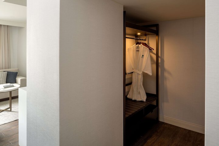 Room 31 of 75
