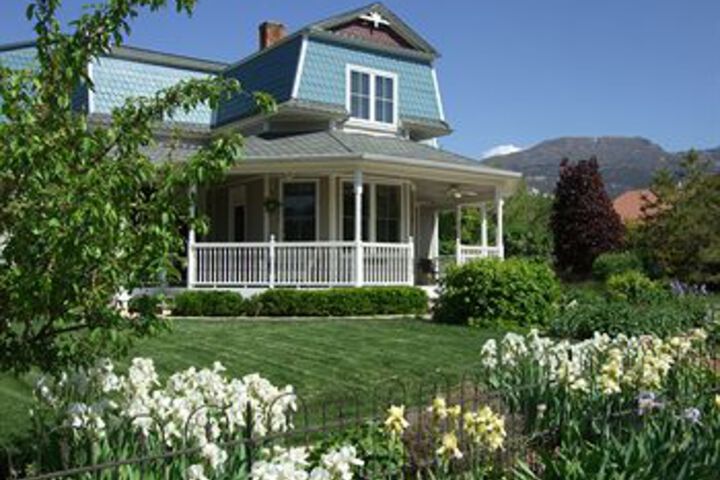 The Iron Gate Inn