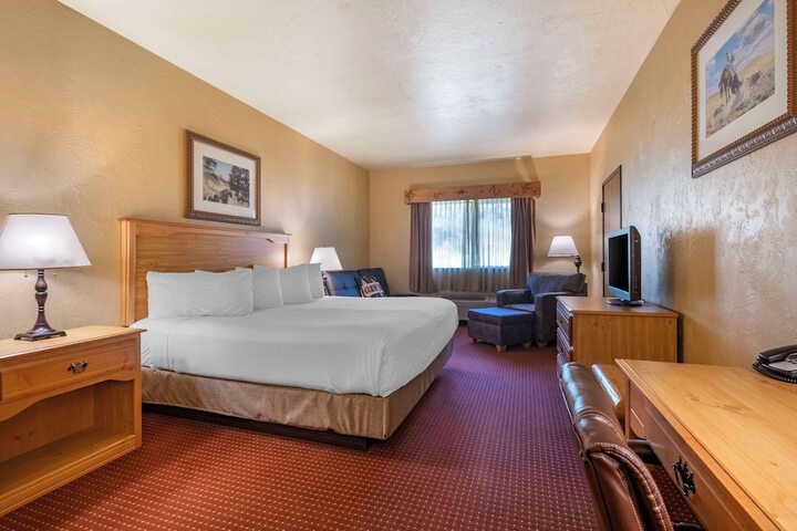 Room 13 of 25