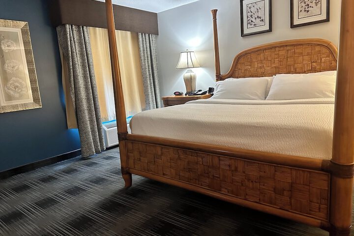 Room 58 of 80