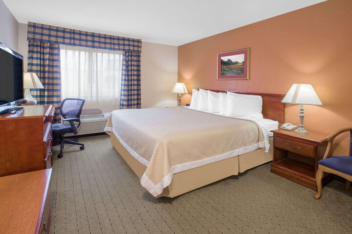 Room 19 of 26