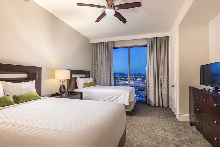 Club Wyndham Desert Blue