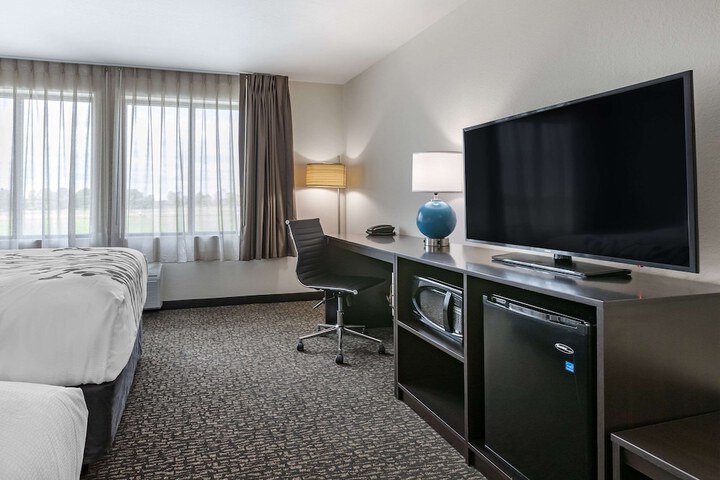 Room 16 of 31