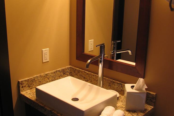 Room 15 of 44
