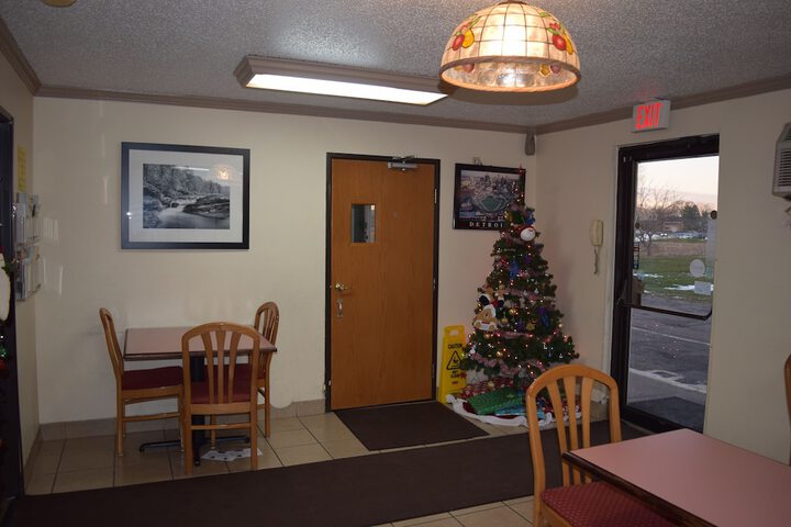 Hotel Interior 7 of 39