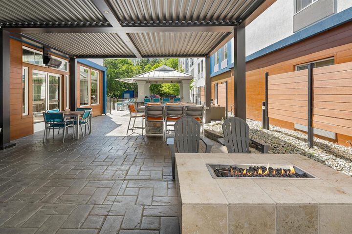Hampton Inn & Suites Seattle-North / Lynnwood