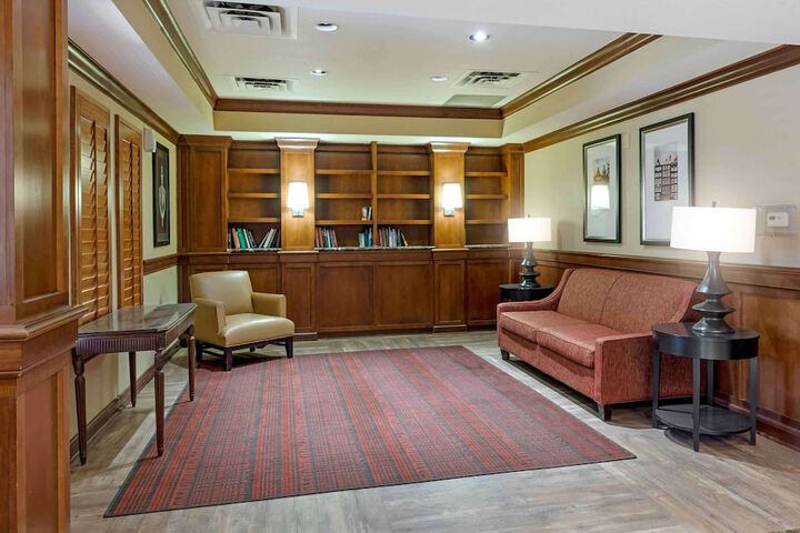 Hotel Interior 9 of 31