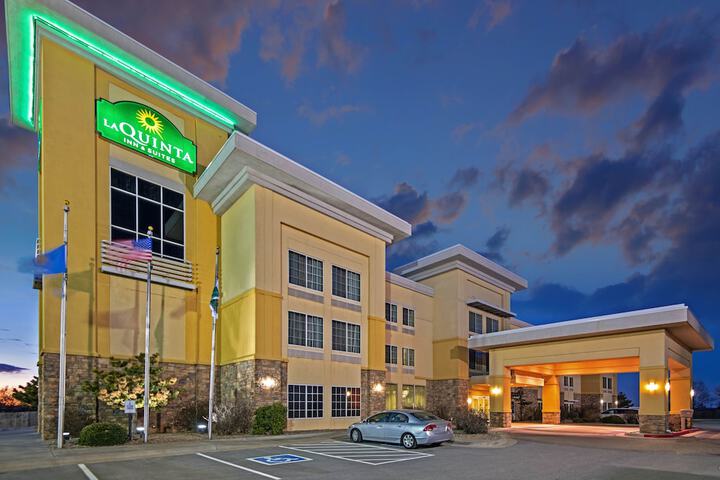 Hotel 2 of 34