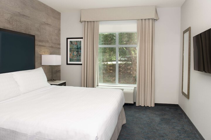 Room 19 of 52