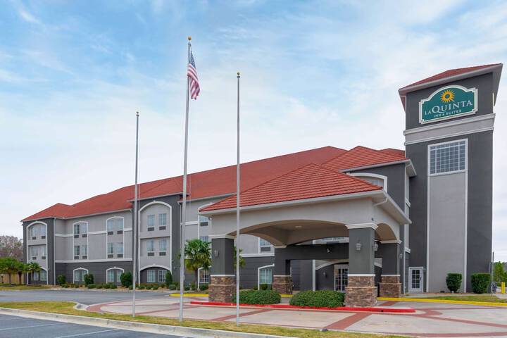 Hotel 4 of 40
