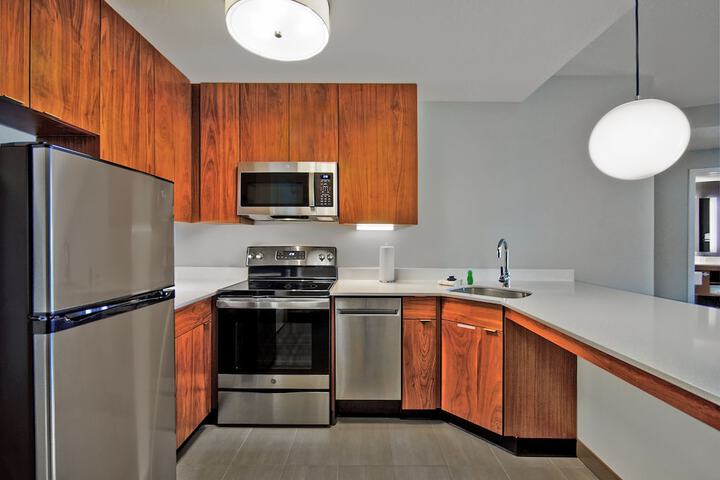 Residence Inn by Marriott Orlando Flamingo Crossing / Western Entrance