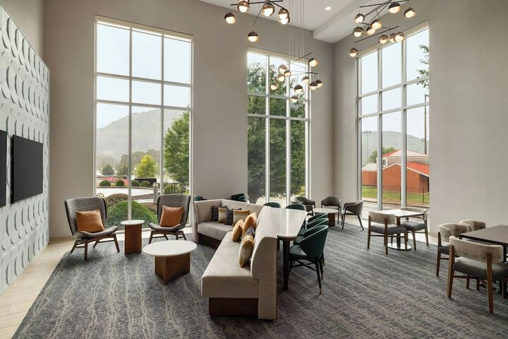 SpringHill Suites by Marriott Roanoke