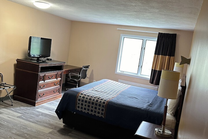 Room 18 of 29