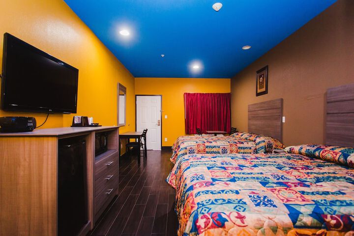 Room 29 of 38