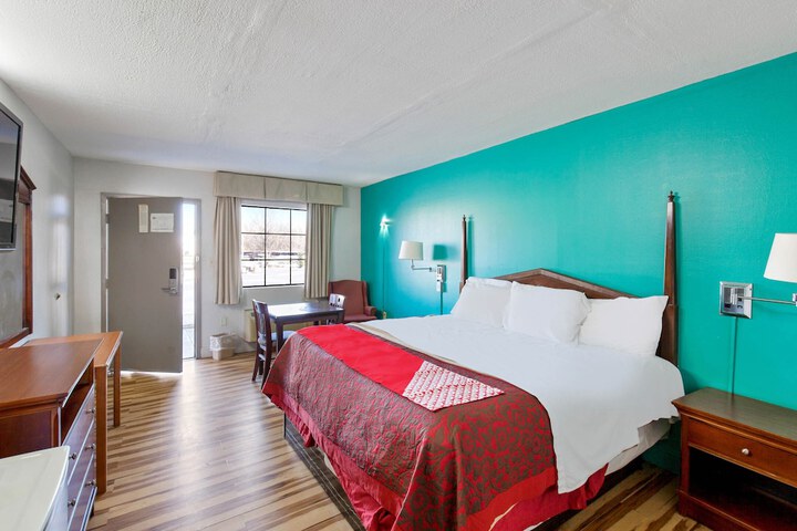 Room 20 of 33