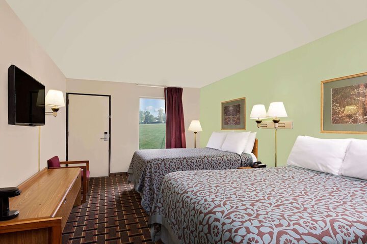 Room 7 of 26