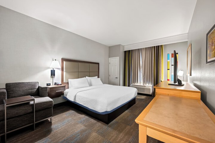 Hampton Inn & Suites Wilson I-95