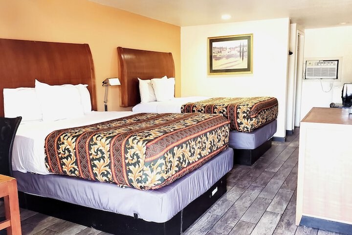 Room 21 of 36
