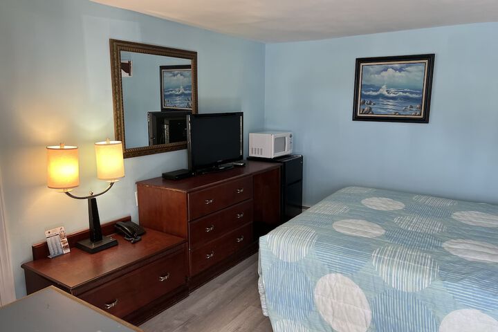 Room 18 of 23