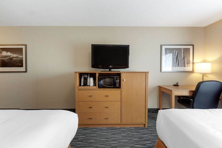 Room 34 of 69