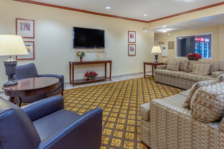 Hotel 2 of 48