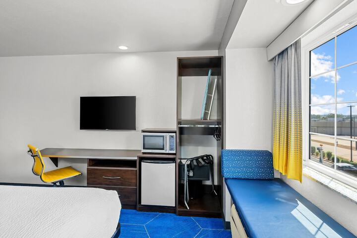 Microtel Inn & Suites by Wyndham Searcy