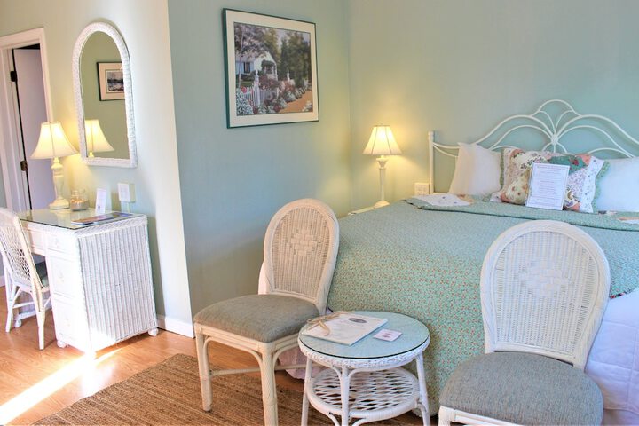 Room 18 of 44
