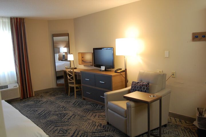 Room 44 of 51