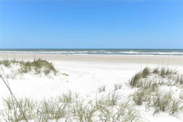 Going Coastal Beach House Four Bedroom Home