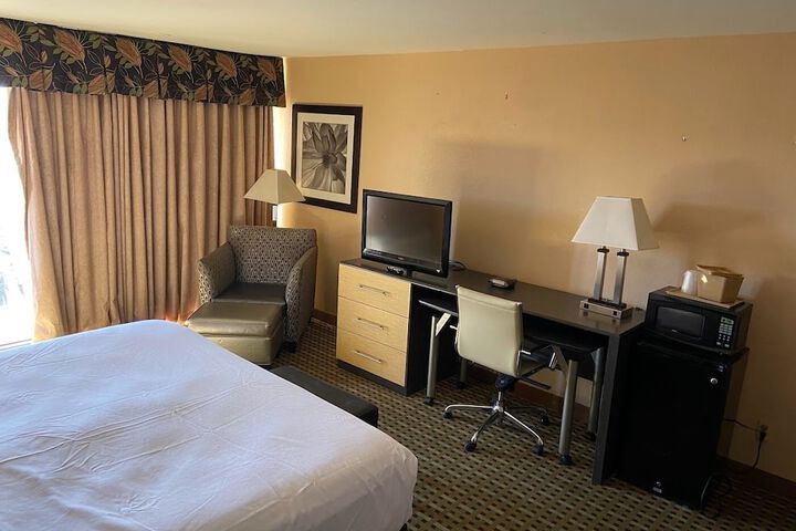 Room 35 of 44