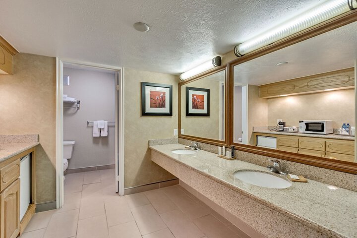 Room 41 of 112