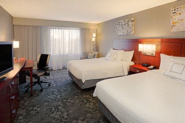 Courtyard by Marriott Mishawaka-University Area