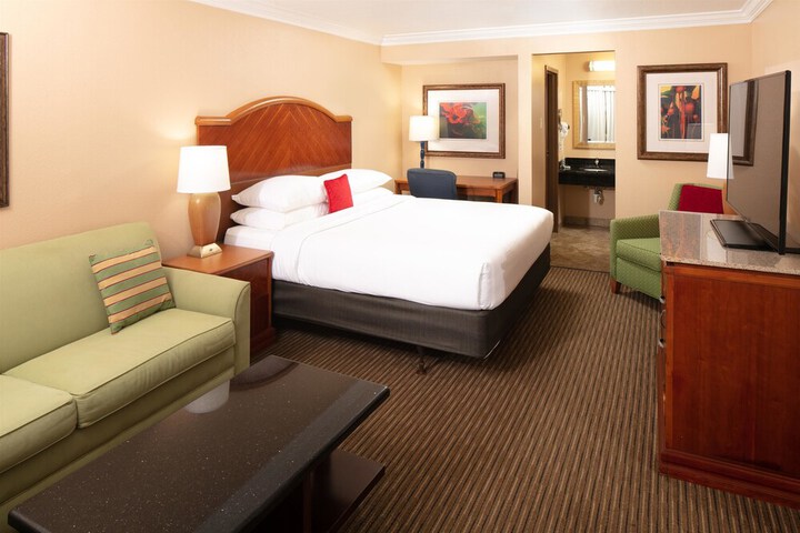 Room 16 of 35