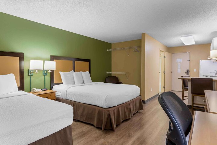 Room 21 of 33